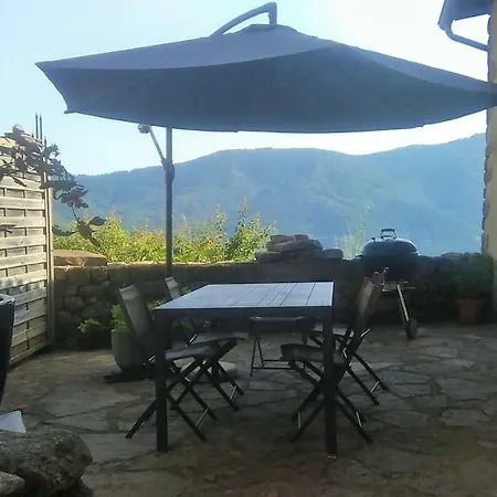 Pour 4 Personnes Country house *